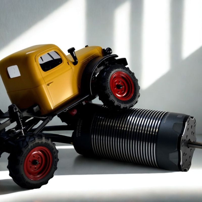 Image of 2535 Sensored Motor, Brushless 4-Pole, 680KV