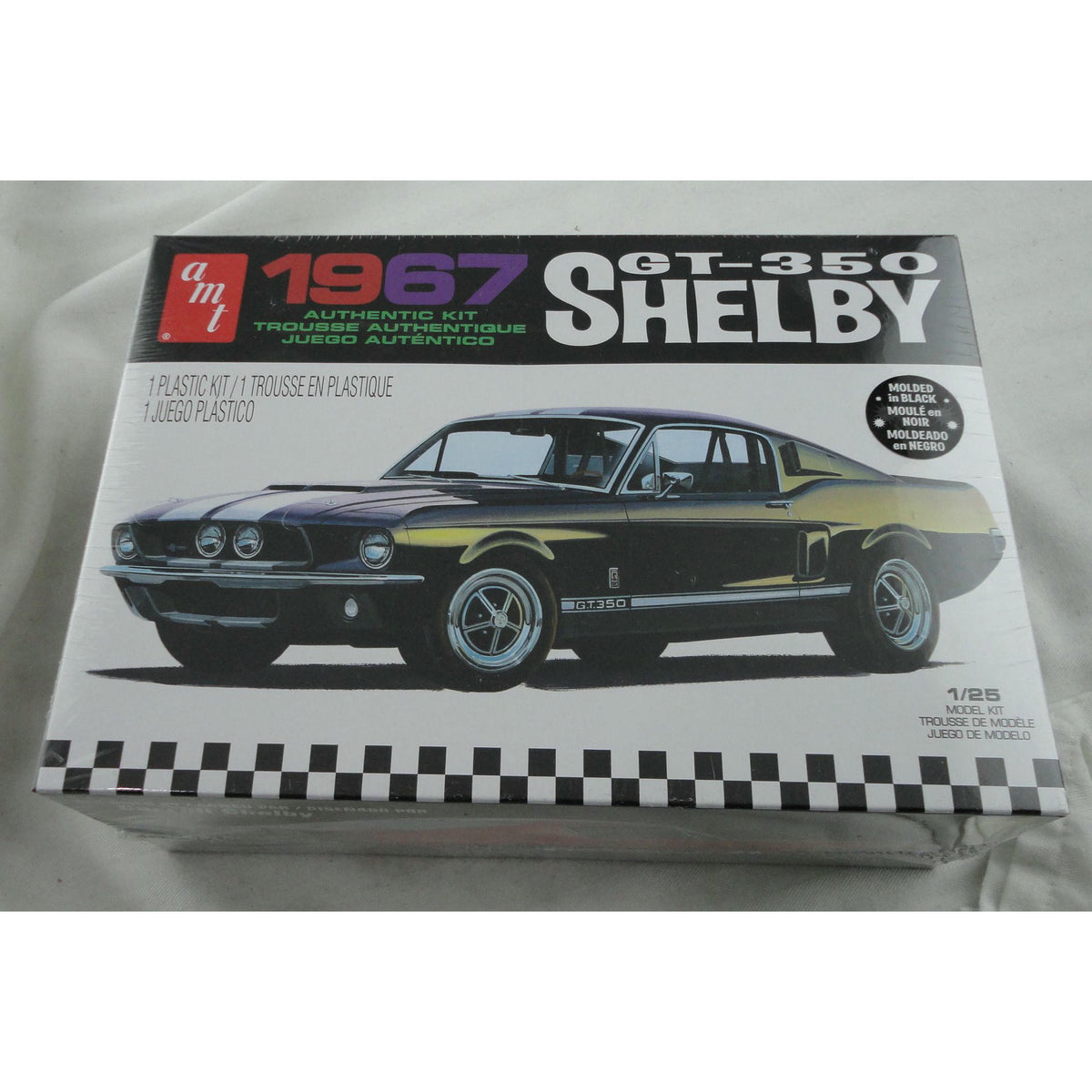 AMT 1967 Ford Shelby GT350 (Black) 1:25 Scale Model Kit
