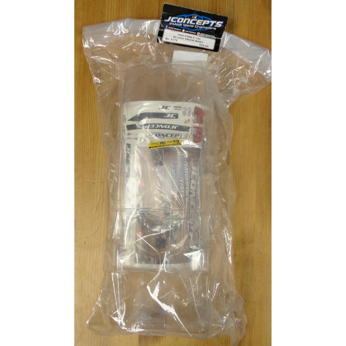 JConcepts, Inc. 1/10 1995 Ford F-150 Clear Body: RC10T2 Truck, JCO0376
