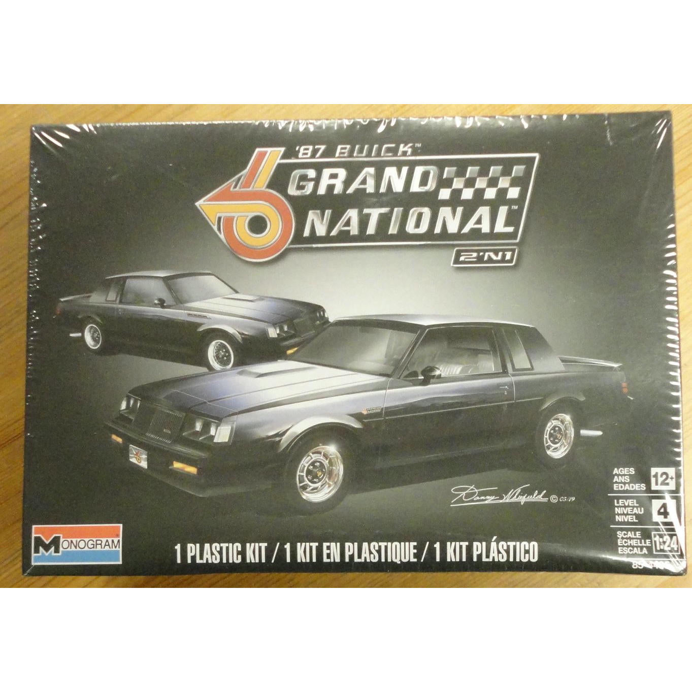 Buick Grand National 2'N1 Revell-'87 Monogram Model Plastic Mounting