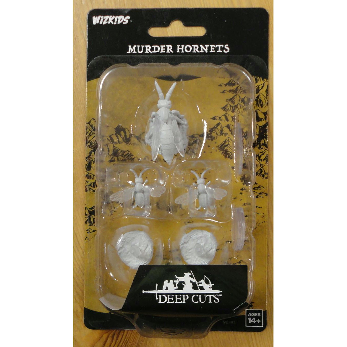 Image of Dungeons & Dragon D&D Deep Cuts Miniatures Murder Hornets WZK90592