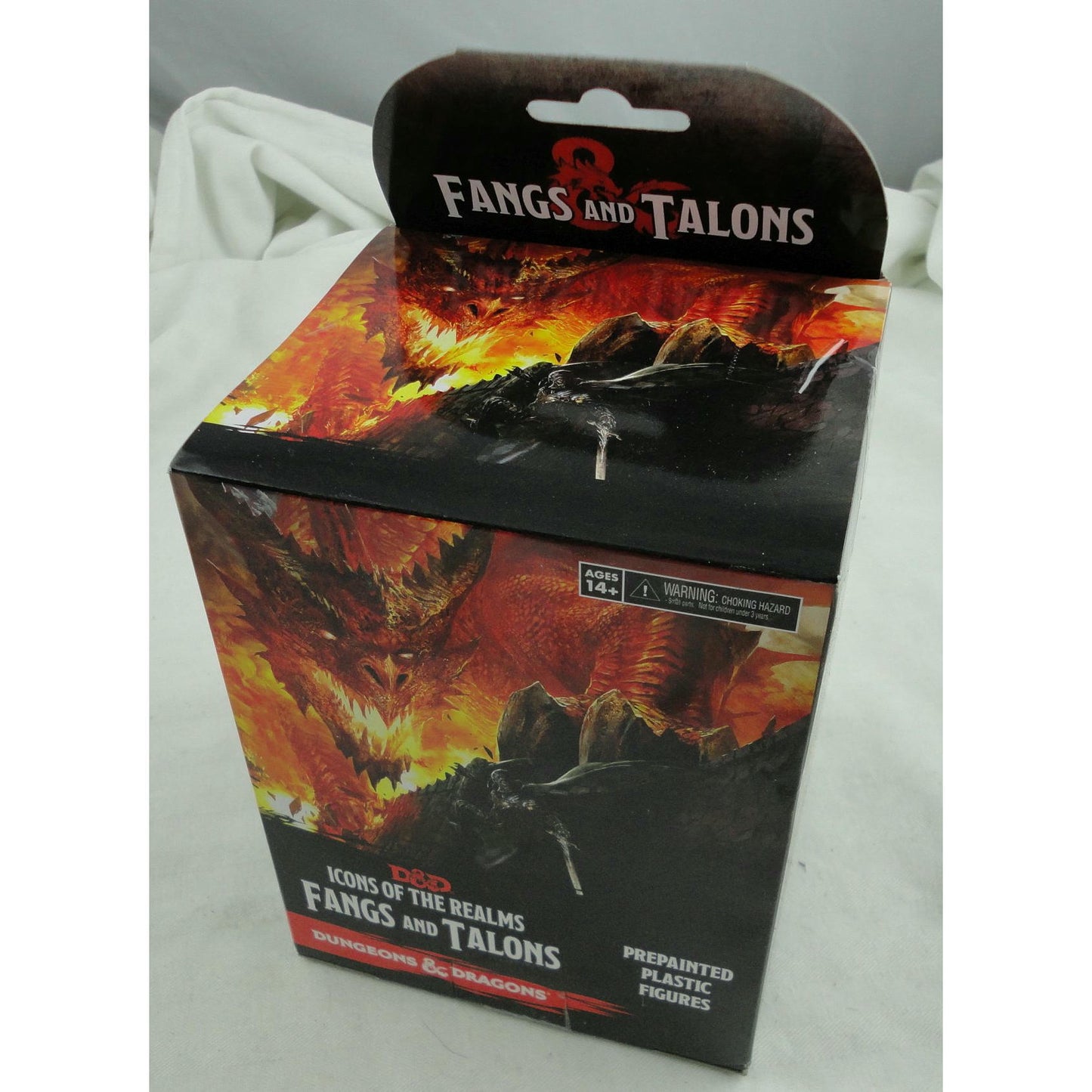 Image of Dungeons & Dragons Talons and Fangs PaintedMiniatures 4-Figure Booster 96001 D&D