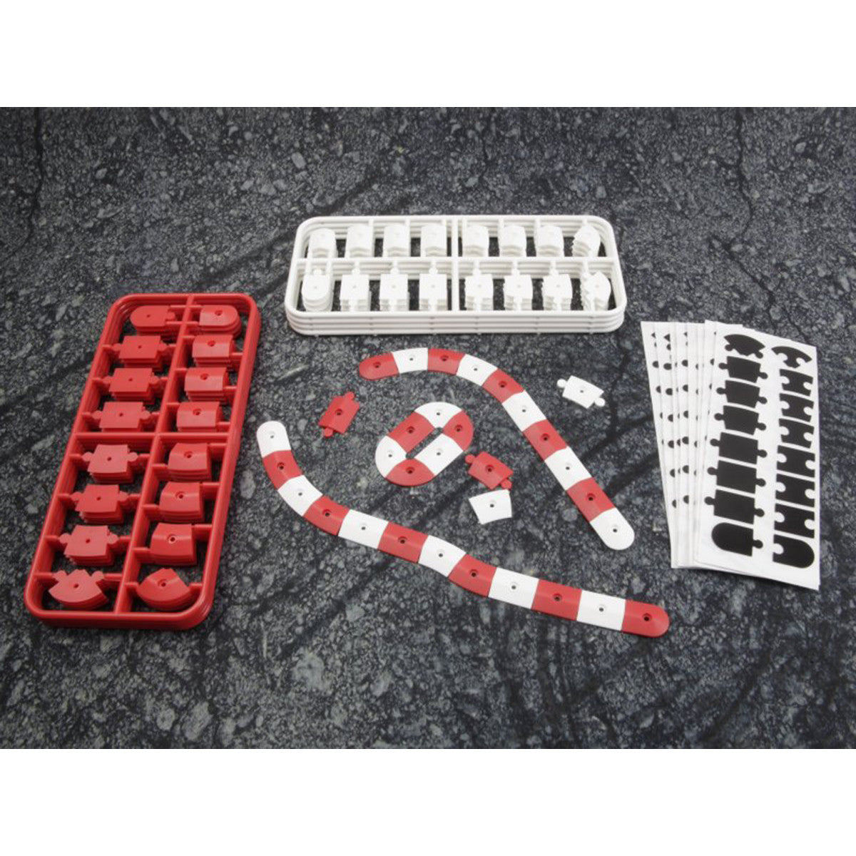 Image of nana-TTR Curb Set - Red and White