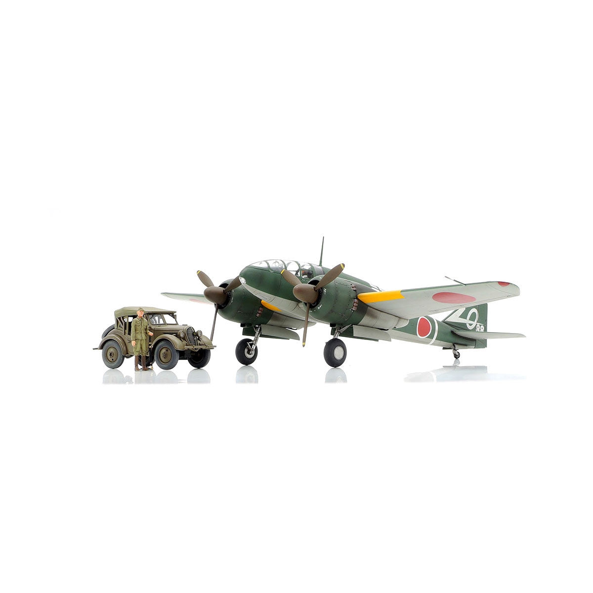 Image of 1/48 Mitsubishi Ki-46 III Type 100 & 4x4 Light Vehicle