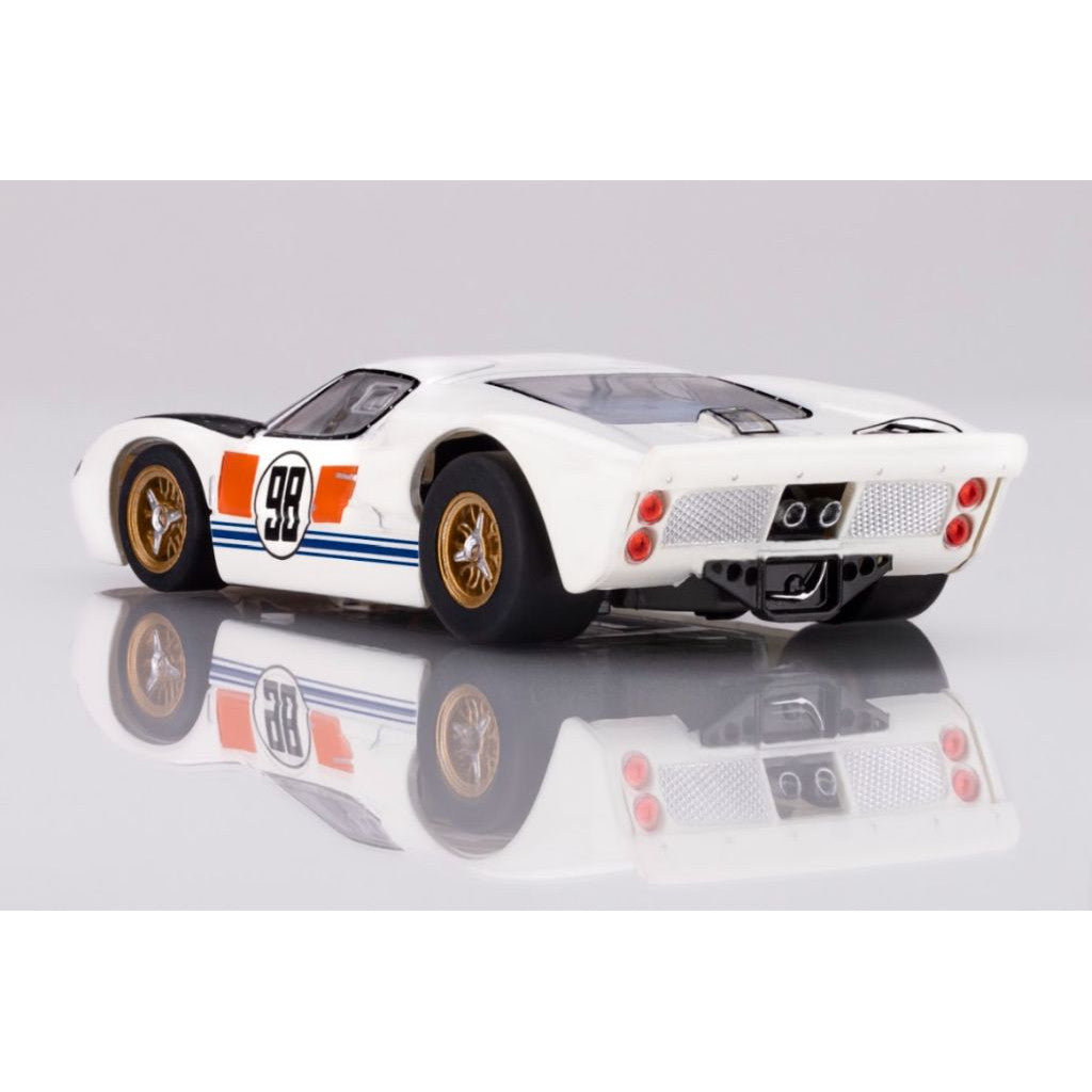 Image of Ford GT40 MkIIB #98 Daytona