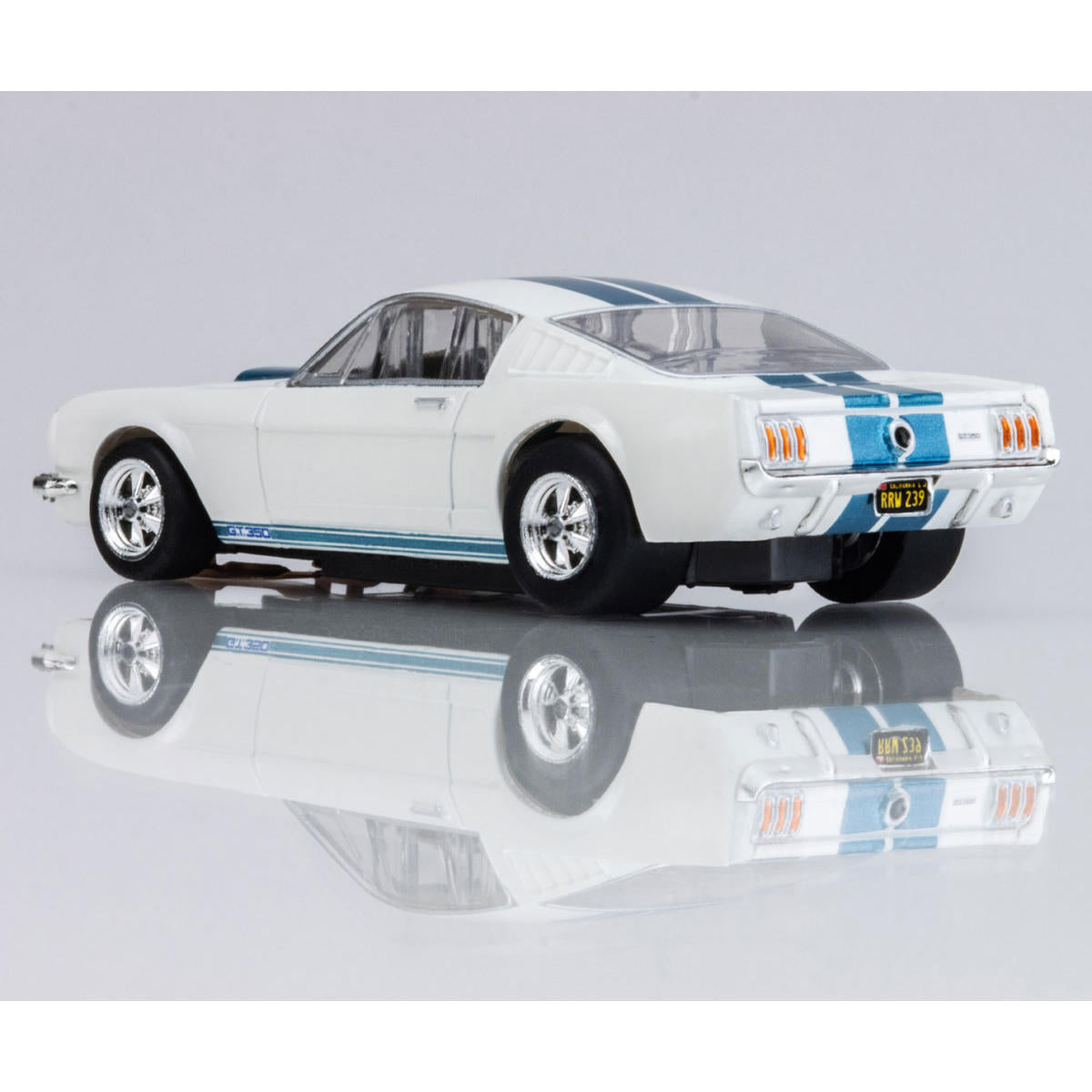 Image of 1965 Shelby Mustang GT350 White/Blue HO Slot Car Set