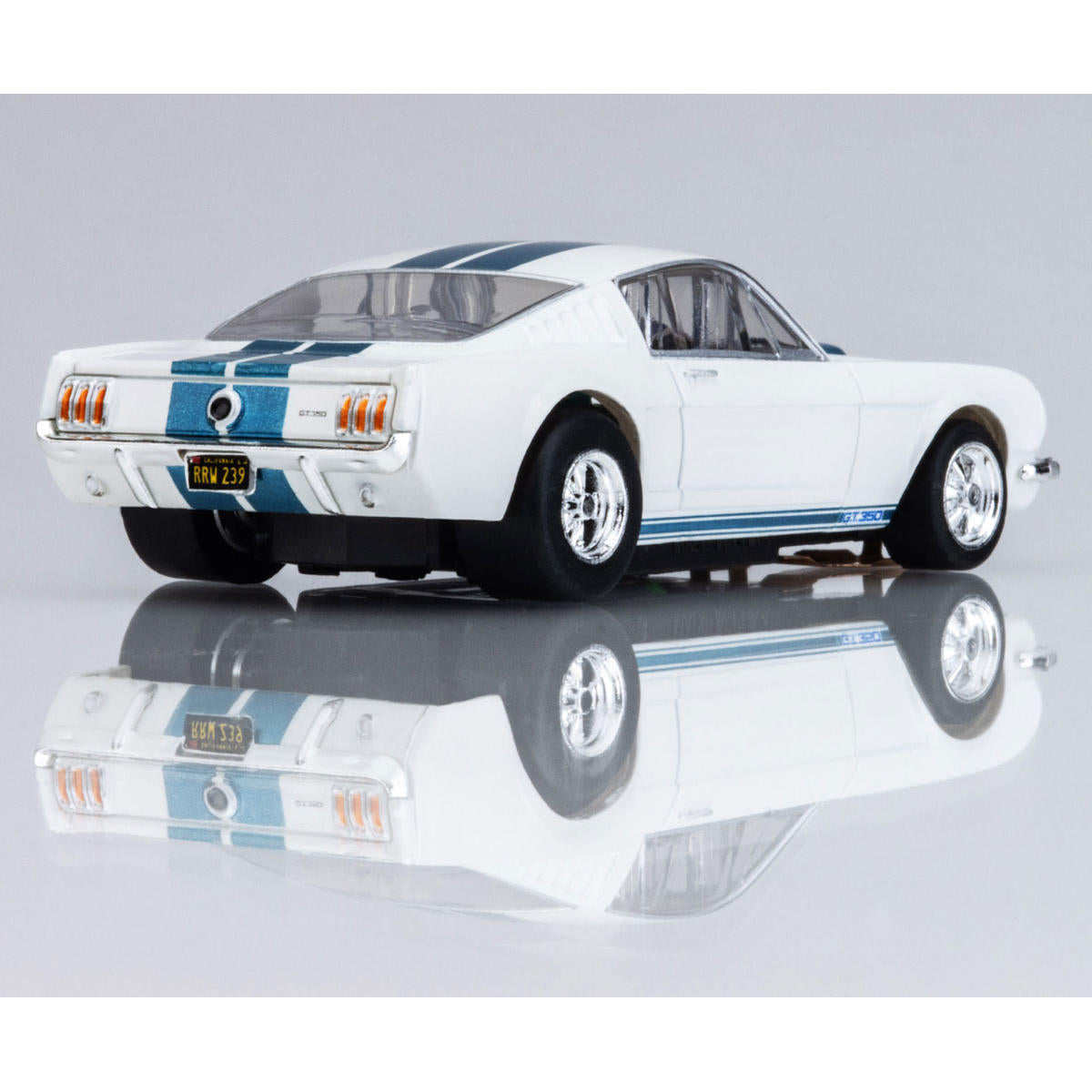 Image of 1965 Shelby Mustang GT350 White/Blue HO Slot Car Set