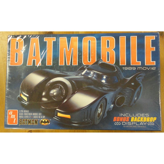 AMT 1/25 1989 Batmobile Plastic Model Kit,Black, 0.5 Liters