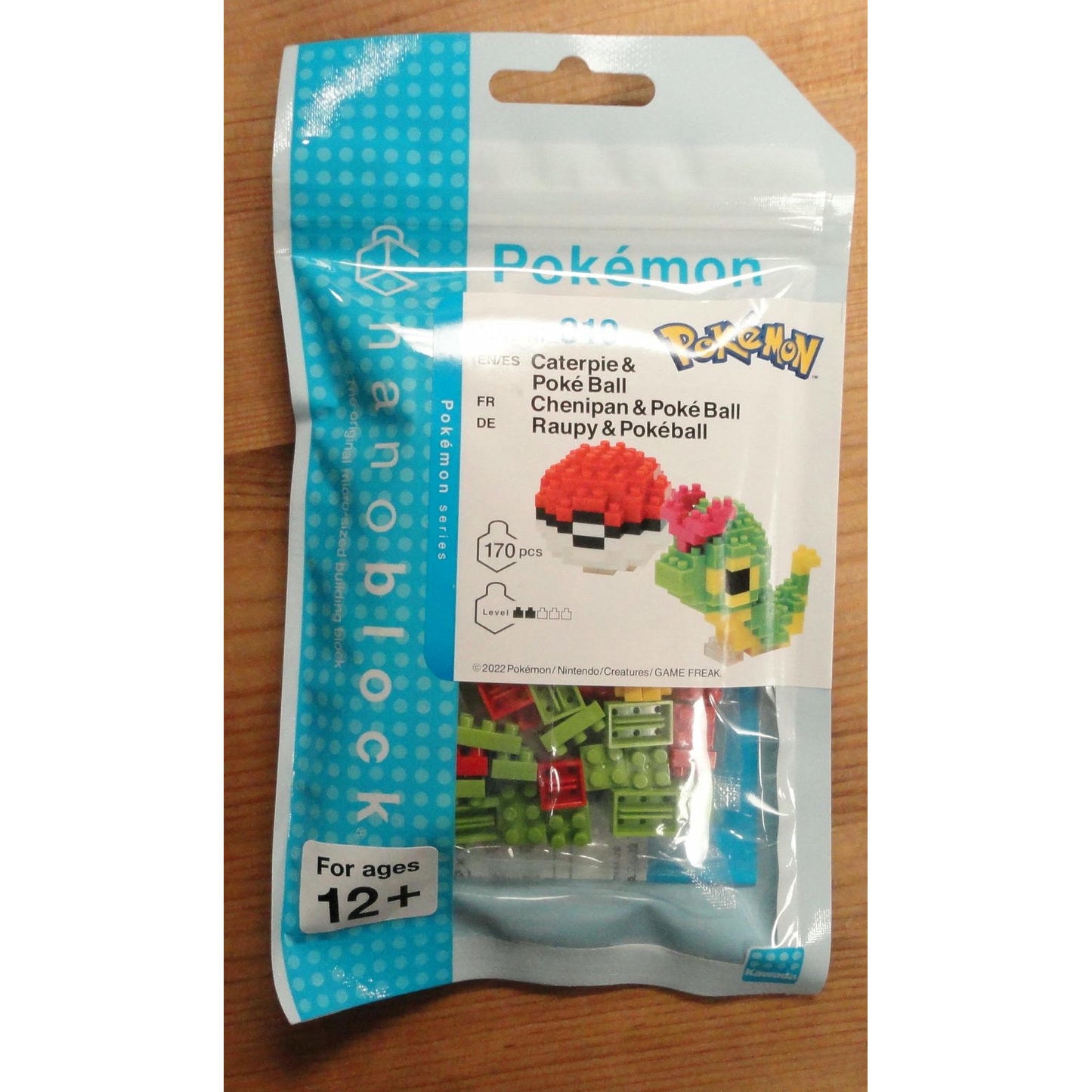 Image of Kawada Pokemon Caterpie & Poke Ball Nanoblocks Kit BNT14956