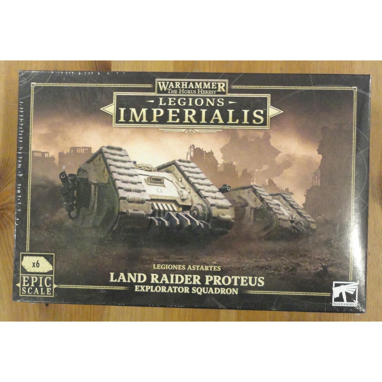 Image of Warhammer Legions Imperialis Legiones Astartes Land Raider Proteus Explorator