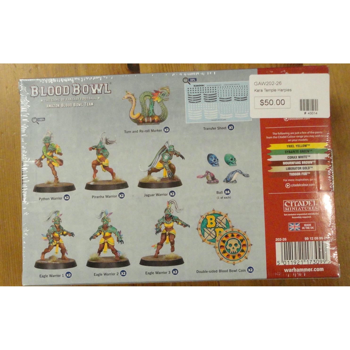 Image of Blood Bowl: Amazon Kara Temple Harpies Football Team GAW202-26