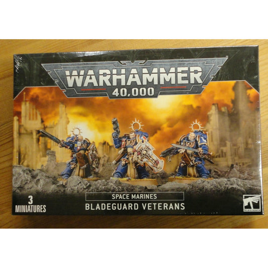 Image of Warhammer 40K 40,000 Space Marines Bladeguard Veterans Miniatures 48-44