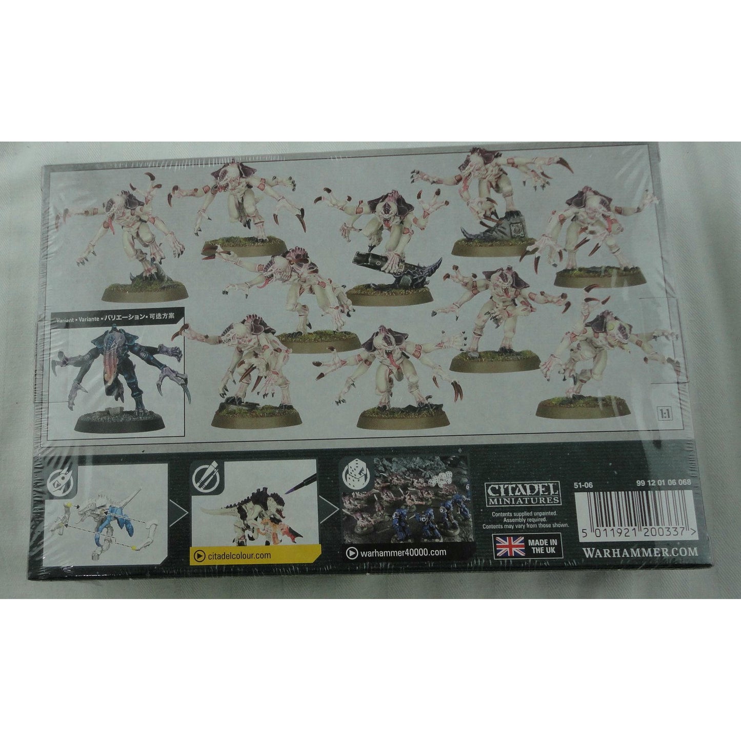 Image of Warhammer 40K: Tyranid Genestealers Boxed Set Unpainted Miniatures (10) GAW51-06