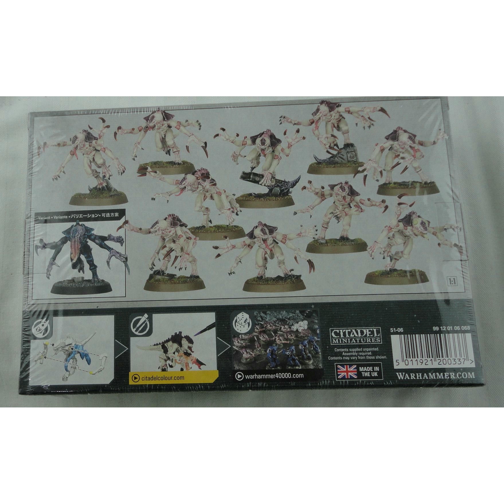 Image of Warhammer 40K: Tyranid Genestealers Boxed Set Unpainted Miniatures (10) GAW51-06