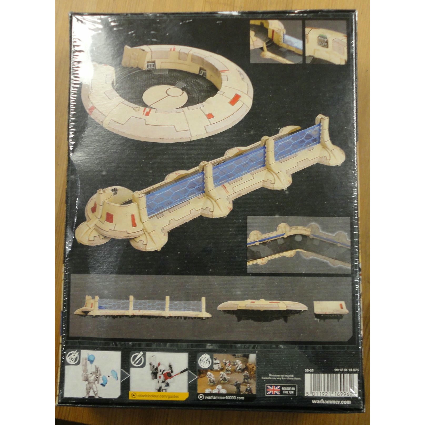 Image of Warhammer 40K: Tau Empire Tidewall Shieldline by Games Workshop GAW56-51
