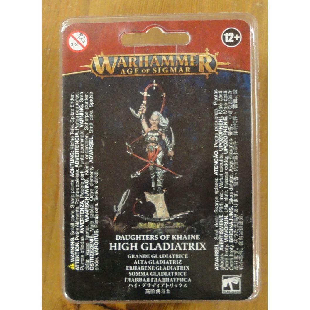 Image of Warhammer Age of Sigmar Daughters of Khaine High Gladiatrix GAW85-33
