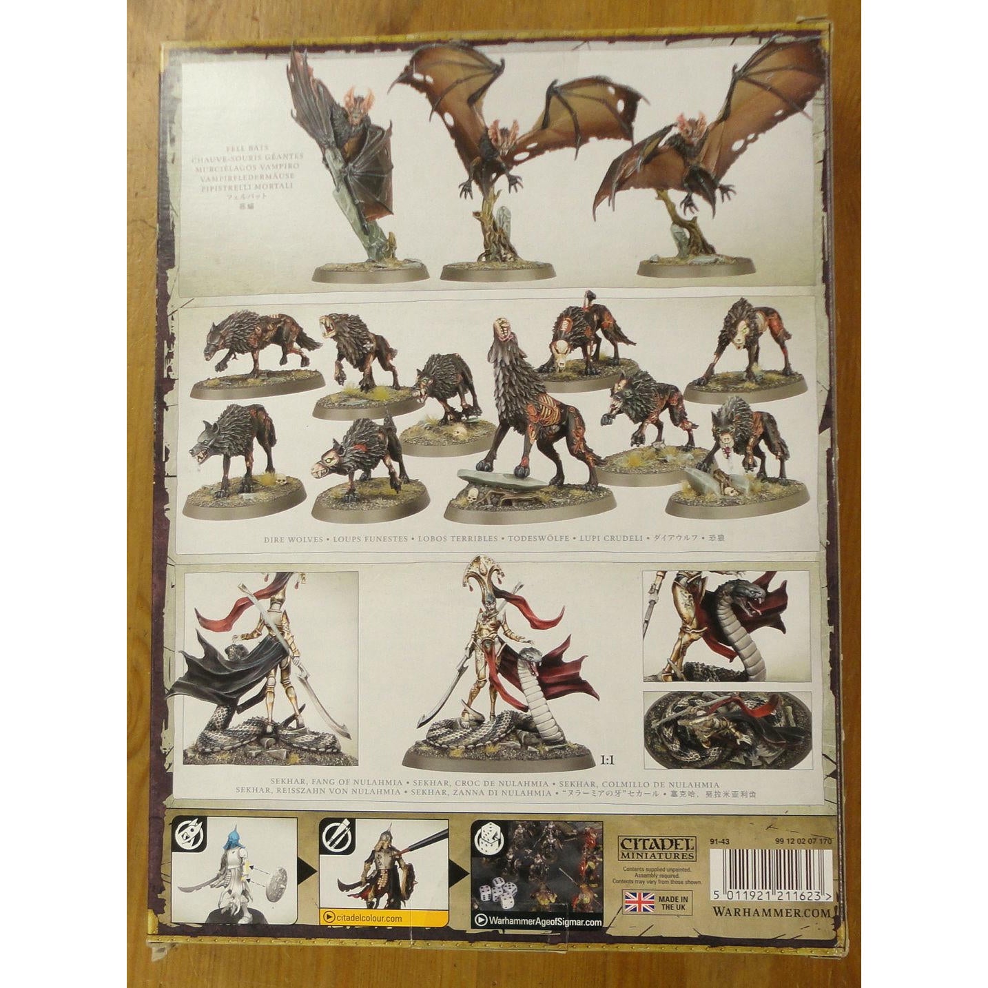 Image of Warhammer Age of Sigmar Soulblight Gravelords Fangs of the Blood Queen GAW91-43