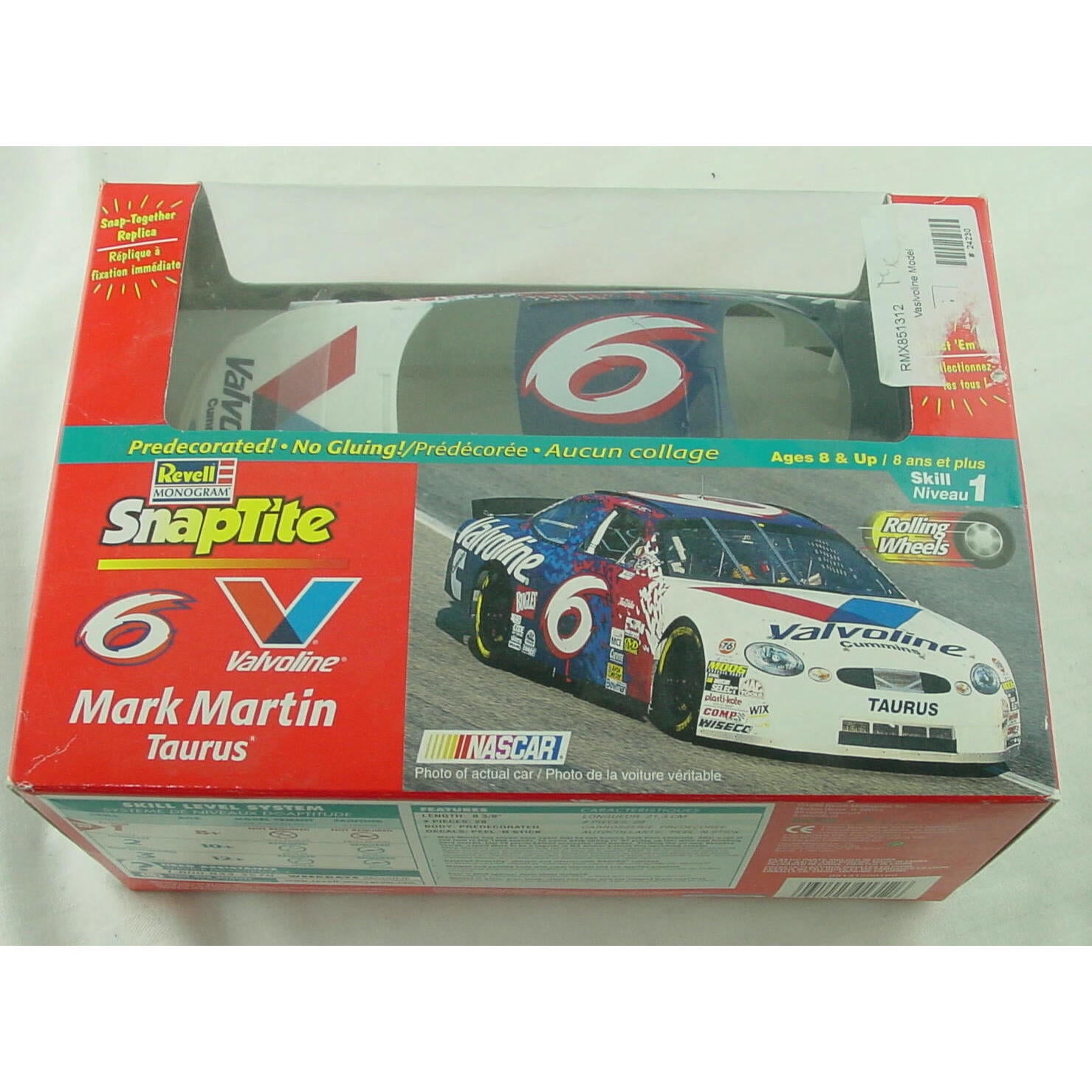 Image of Snaptite Nascar Valvoline Mark Martin Taurus 1:25 Plastic Model Kit Revell Lvl1