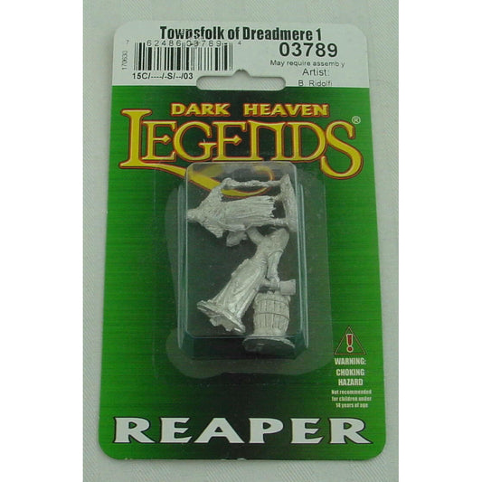 Image of Dark Heaven Legends Townsfolk Fishwife & Crone Unpainted Miniatures Reaper 03789