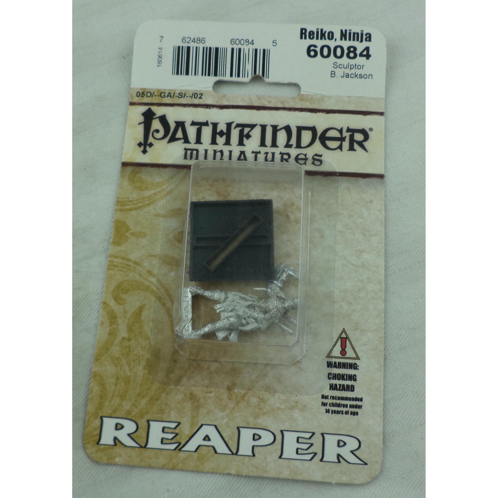Image of Pathfinder Reike, Ninja Pewter Fantasy Miniature 60084