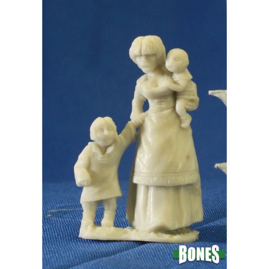 Image of Dark Heaven Bones Townsfolk: Mom & Kids Fantasy Miniature by Reaper RPR77087