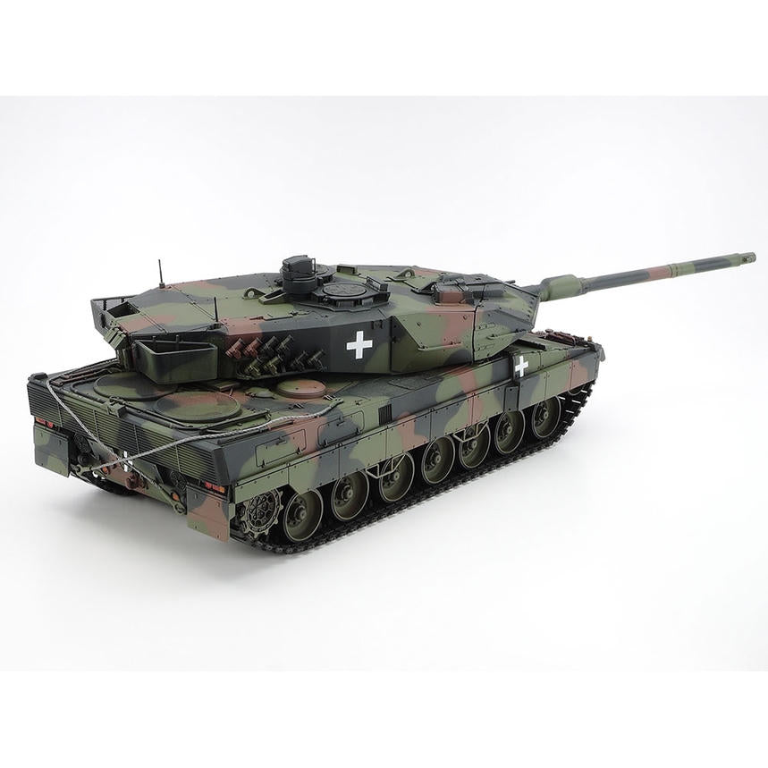 Image of 1/35 Leopard 2 A6 Tank Ukraine Plastic Model