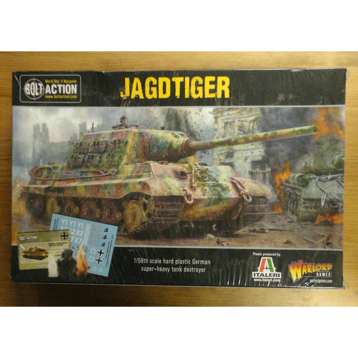 Image of Bolt Action Miniatures Game: 1/56th German Jagdtiger Tank Destroyer WLG402012039
