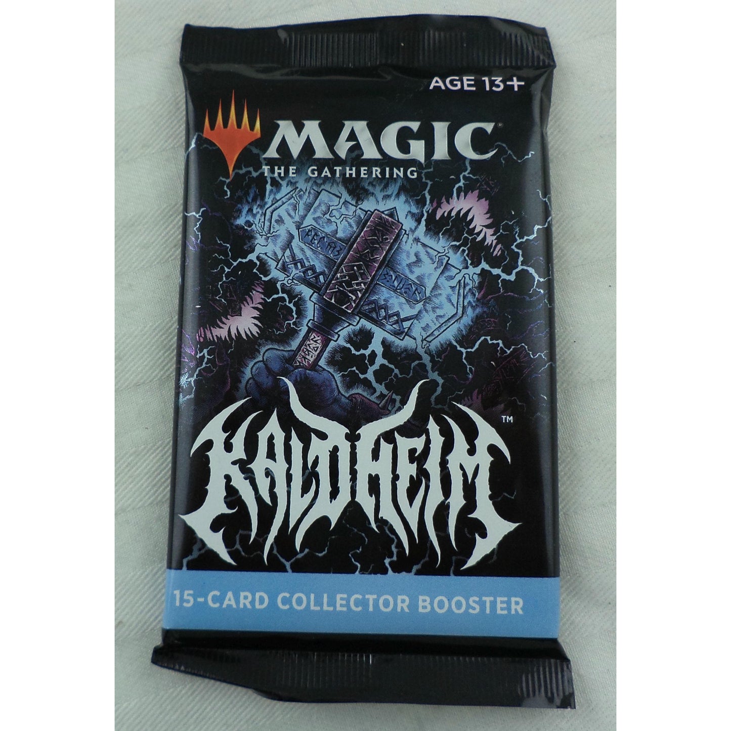 Image of Magic The Gathering Kaldheim Collector's 15-Card Booster (ENG) WOCC76130000-S