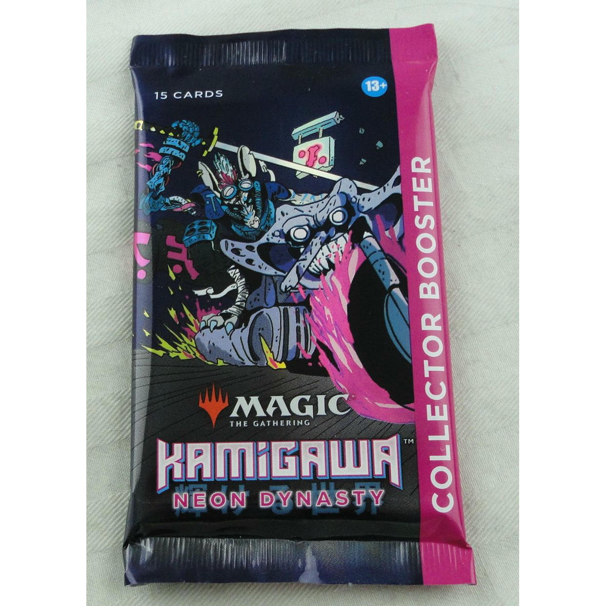 Image of Magic The Gathering Kamigawa: Neon Dynasty 15-Card Collector's Booster Pack