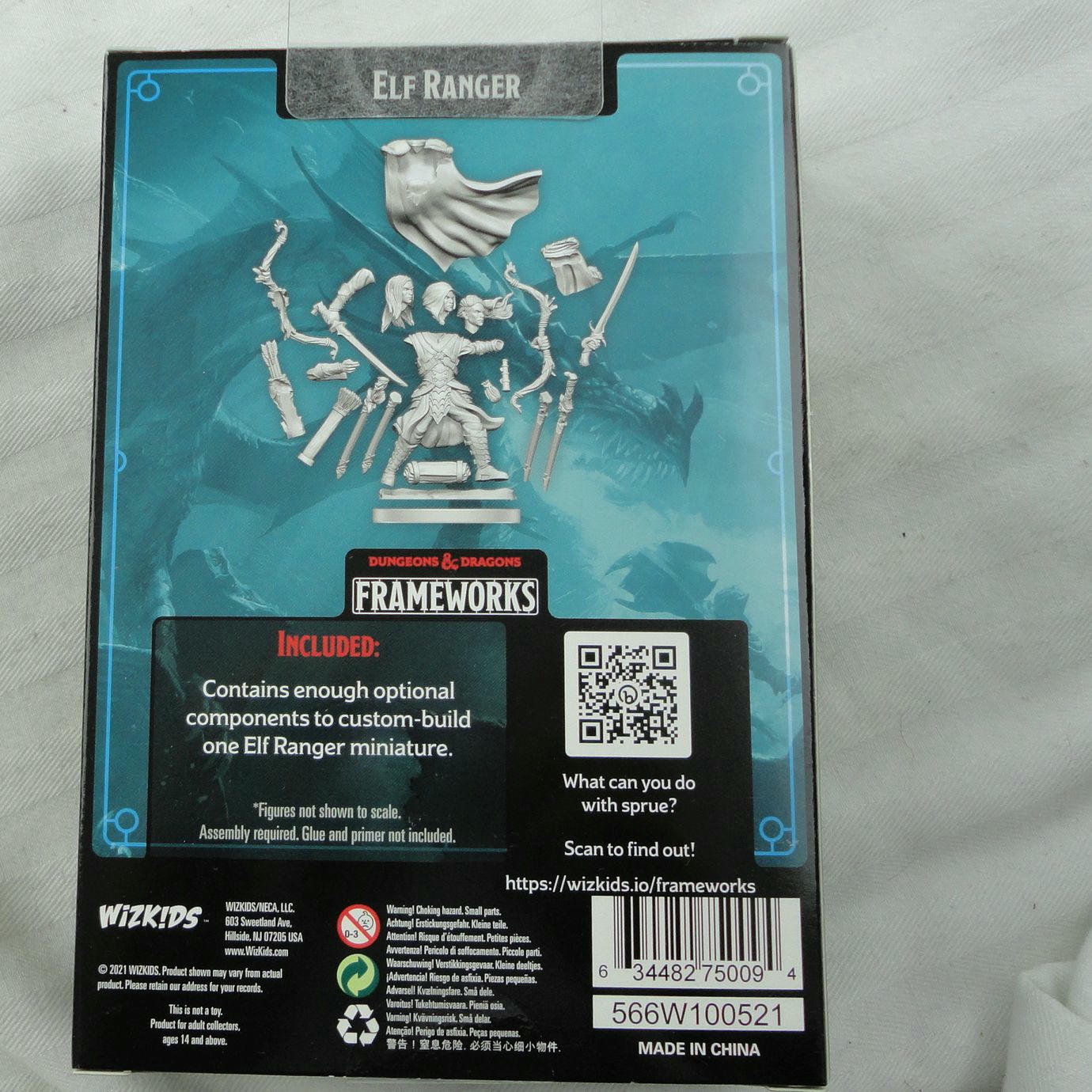 Image of Dungeons & Dragons Frameworks Male Elf Ranger Miniature Wizkids 75009