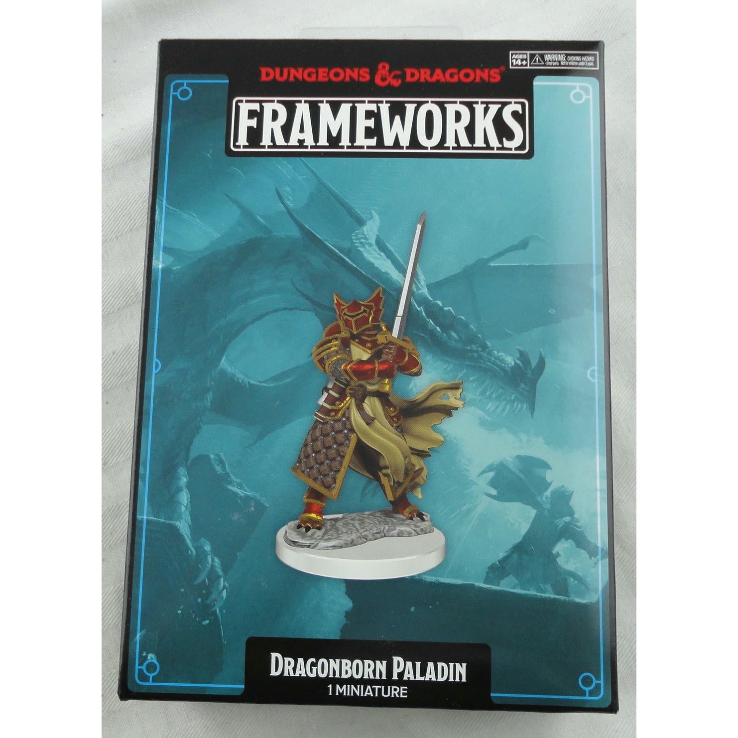 Image of Dungeons & Dragons Frameworks Male Dragonborn Paladin Miniature Wizkids 75022
