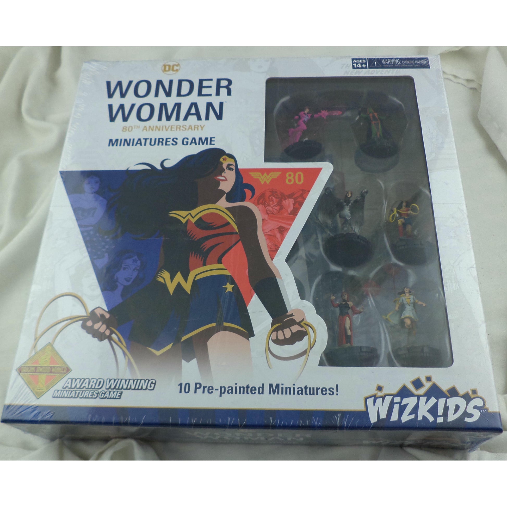 Image of DC Heroclix Wonder Woman 80th Anniversary 2-Player Miniatures Game 84002