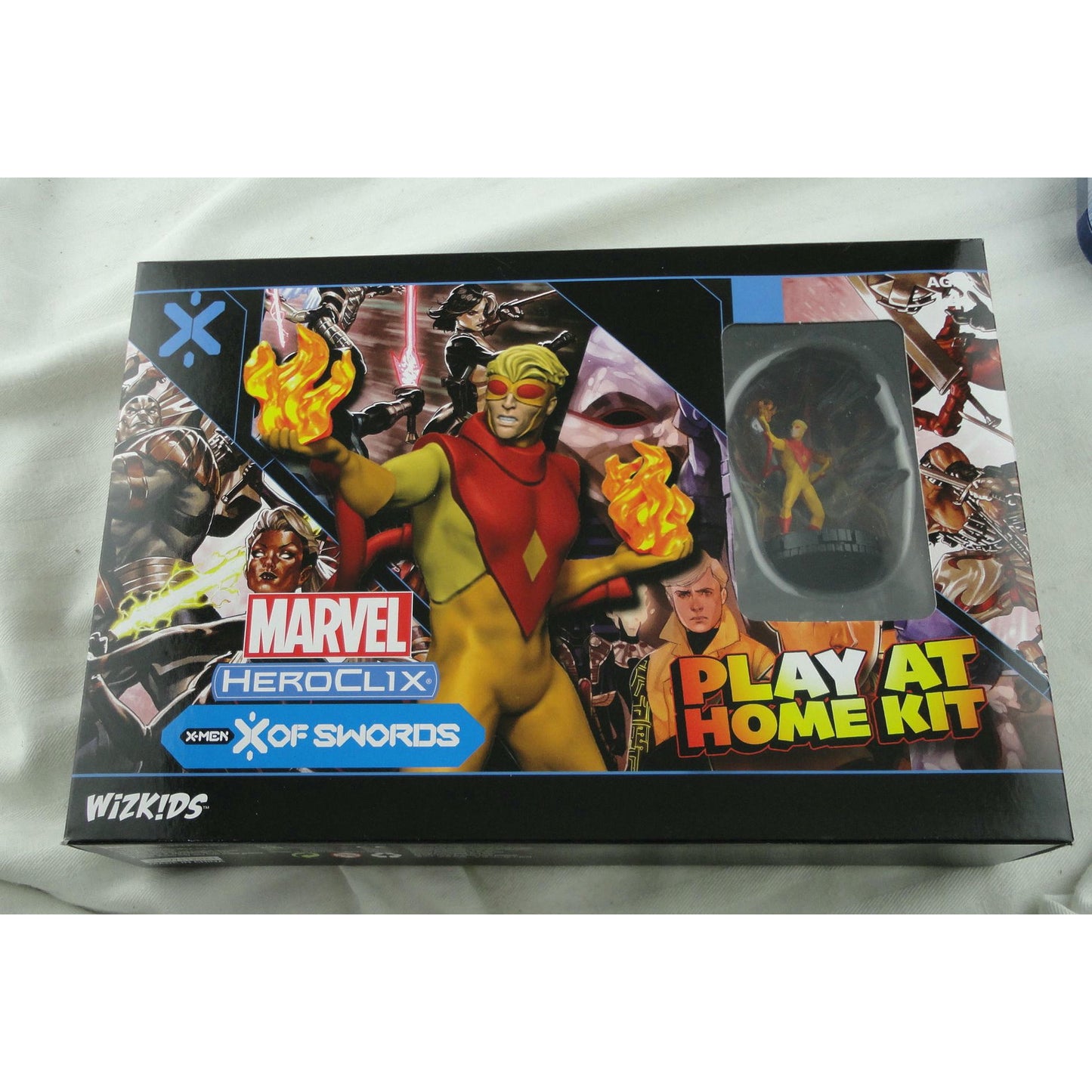 Image of Marvel Heroclix X of Swords Play At Home Kit WZK84840