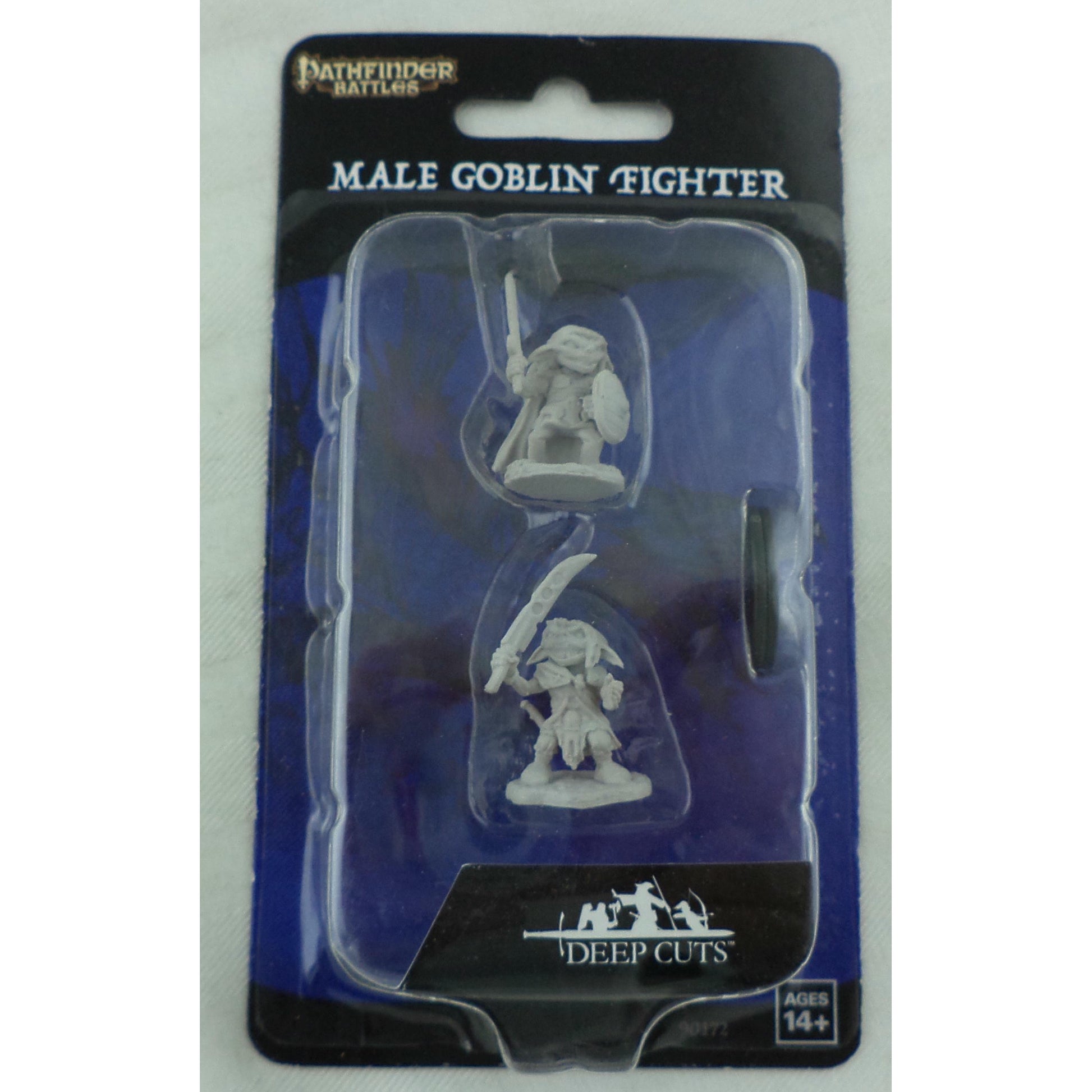 Image of Pathfinder Battles Deep Cuts Fantasy Miniatures: Male Goblin Fighter WZK90172