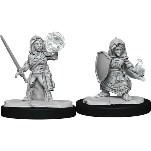 Image of Pathfinder Battles Deep Cuts Fantasy Miniatures: Female Halfling Cleric WZK90261