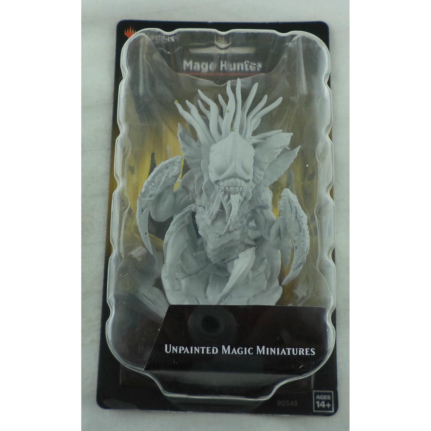 Image of Magic The Gathering Miniatures: Mage Hunter 90348