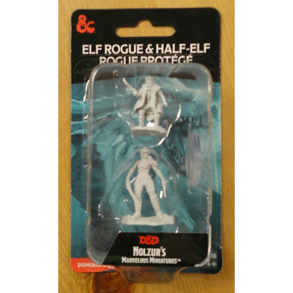 Image of Dungeons & Dragon D&D Nolzur's Miniatures Elf Rogue/Half-Elf Rogue Protege 90582